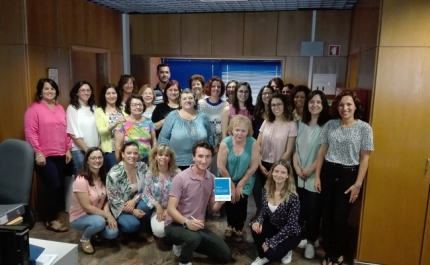 CÂMARA DE LOULÉ SENSIBILIZA TRABALHADORES PARA IMPORTÂNCIA DE POSTURA CORPORAL CORRETA
