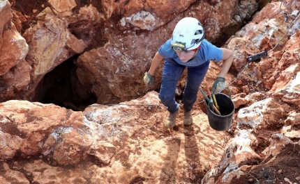 Dias Abertos na Gruta da Companheira voltam a permitir conhecer vestígios humanos com mais de 45 mil anos