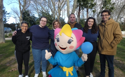 Associação Existir «em movimento» e com muitos tons de azul na «Blue Week»