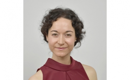 BIBLIOTECA MUNICIPAL DE ALBUFEIRA APRESENTA «RECRIA-TE COM AMOR» DE CÁTIA RODRIGUES     