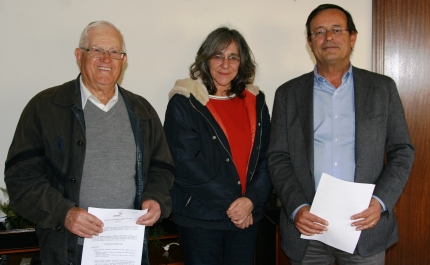 Assinado Protocolo entre Município e Biblioteca-Museu do Jornal «aAvezinha»