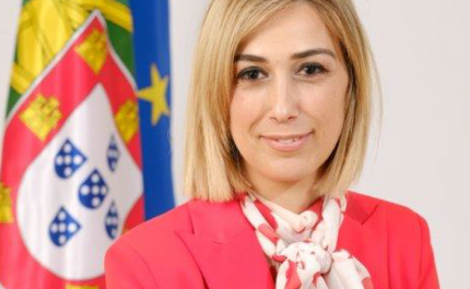 SECRETÁRIA DE ESTADO DO DESENVOLVIMENTO REGIONAL EM SESSÕES SOBRE COOPERAÇÃO TRANSFRONTEIRIÇA EM MÉRTOLA E ALCOUTIM