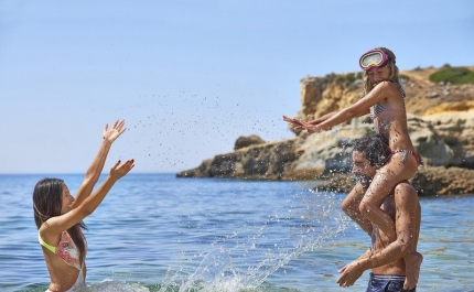 ALGARVE É O DESTINO ELEITO PELA MAIORIA DOS PORTUGUESES PARA AS FÉRIAS DE VERÃO 