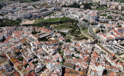 Proprietários de imóveis urbanos arrendados para habitação permanente já podem requerer redução do IMI