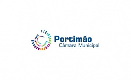 Câmara de Portimão averigua alegados maus-tratos e xenofobia em escola básica