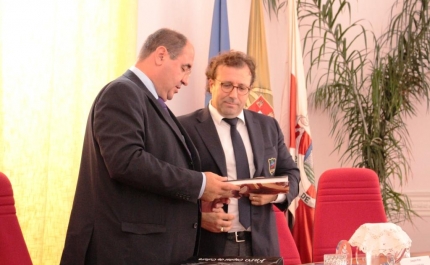 Faro assina protocolo com a Câmara de Comércio e Indústria Franco Portuguesa