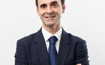 A democracia ganhava em reconhecer os que ficaram fora do Panteão