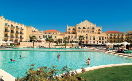 Grupo espanhol estreia-se em Portugal com compra do Lake Resort em Vilamoura