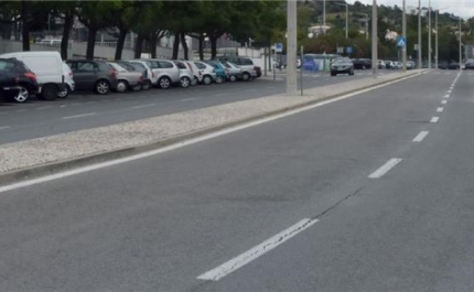 TRÂNSITO CORTADO NA AVENIDA LAGINHA SERAFIM | 1 MAIO