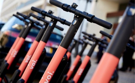 Utilizadores de bicicleta e trotinete em Faro lamentam falta de condições