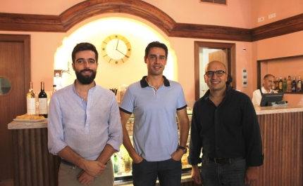 CAFÉ CALCINHA ABRE AS PORTAS COM IMAGEM RENOVADA 