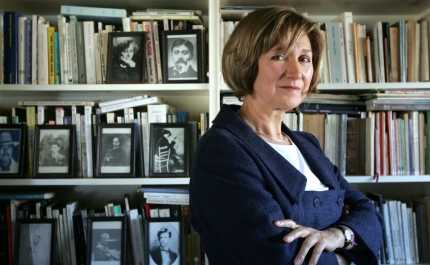 «Livros Abertos» com Lídia Jorge: Apresentação do livro «Em Todos os Sentidos» por Sandra Boto