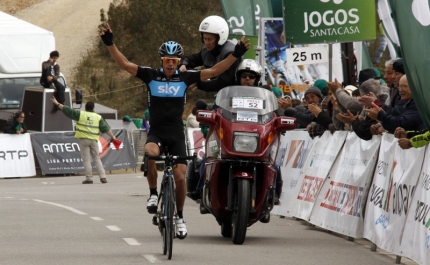 Richie Porte lidera Sky no Algarve