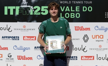 Toby Samuel vence Vale do Lobo Open e aproxima-se de Roland-Garros
