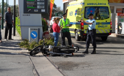 Acidente entre ligeiro e motociclo em Loulé causa ferido