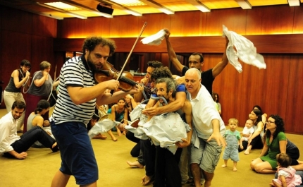 CINE-TEATRO LOULETANO PROMOVE CONFERÊNCIA SOBRE DESENVOLVIMENTO MUSICAL E CRIAÇÃO ARTÍSTICA NA UNIVERSIDADE DO ALGARVE