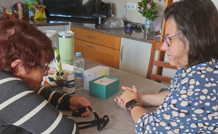 Junta de Freguesia de Budens inicia entrega de dispositivos de Teleassistência 