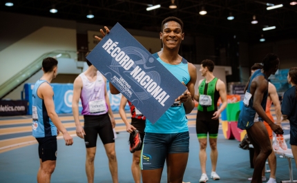 Atletismo | TRIPLO RECORDE PARA O ALGARVIO USUMANE DJUMO NOS 60 METROS BARREIRAS