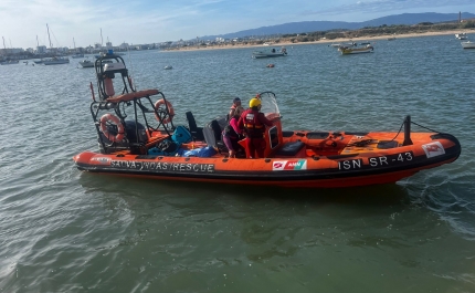 Estação Salva-vidas de Ferragudo resgata mulher na praia da Afurada em Lagoa