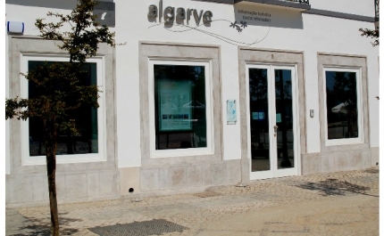 POSTOS DO ALGARVE DÃO MÚSICA AOS TURISTAS