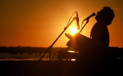 Música ao pôr do sol é a proposta da ArQuente