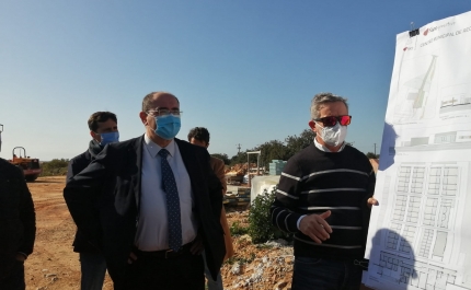 Faro: Centro de Recolha Oficial de Animais terá espaço para animais em quarentena