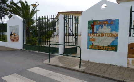 Alunos do 1º ao 3ºCiclo do Agrupamento de Escolas de Alcoutim com acesso à Escola Virtual da Porto Editora