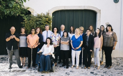 CATEDRÁTICOS ESPANHÓIS DÃO FORMAÇÃO SOBRE VOLUNTARIADO  EM LOULÉ
