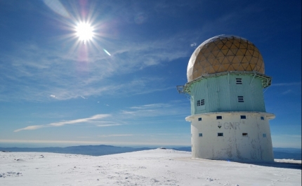 Estradas na Serra da Estrela cortadas devido à queda de neve