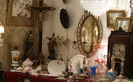 Feira de Antiguidades e Velharias