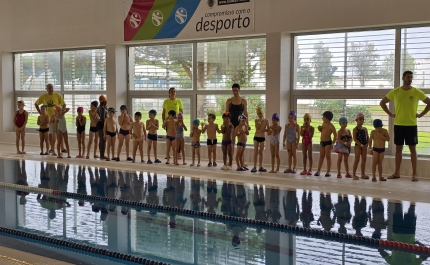 QUARTEIRA | VI Encontro Solidário de Natação do Lions Clube de Vilamoura 