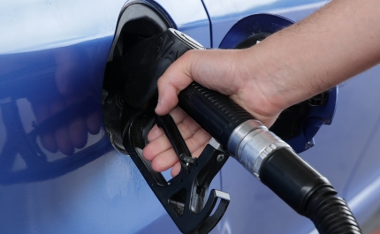 Gasolina em Portugal 17 cêntimos/litro mais cara do que média da UE no 4.º trimestre