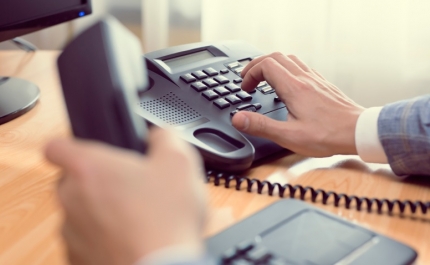 Para 78% dos portugueses o contacto virtual em detrimento do físico prejudica as relações pessoais