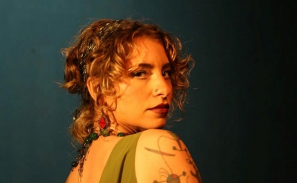 JULIA VARGAS - uma das vozes mais intensas e expressivas da nova geração da Música Popular Brasileira. Sábado 25 de julho às 21h na República 14