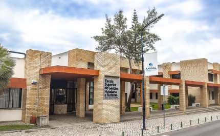 Estudantes de Turismo promovem evento solidário pela causa animal em Portimão