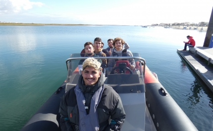 Grupo de jovens algarvios convidado a contar como cresceu pelo mar na Nauticampo