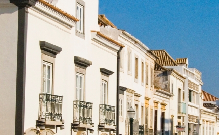 Tavira reforça apoio a famílias com dificuldades no acesso ao arrendamento habitacional