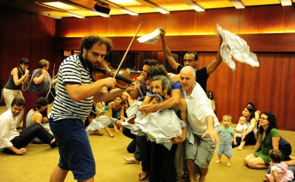 CINE-TEATRO LOULETANO COM PROGRAMAÇÃO AMBICIOSA, DE ACESSO LIVRE, PARA A COMUNIDADE ESCOLAR