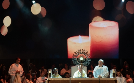 Vigília e Eucaristia foram os pontos altos do Encontro Nacional da Juventude «Rejoice!»