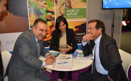 ALBUFEIRA MARCOU PRESENÇA NO SALON DE MAIRES D’ILE DE FRANCE