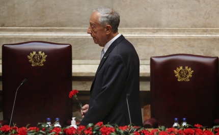 25 Abril: Presidente da República pede mais meios e consenso nacional sobre Forças Armadas