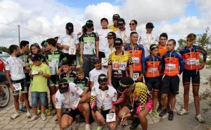 Equipa BTT Loulé / BPI vence colectivamente e acrescenta 6 campeões regionais ao seu palmarés de XCO.
