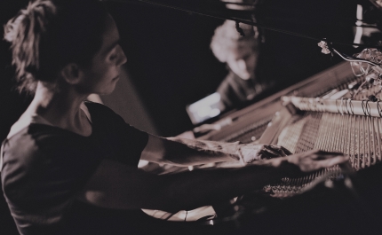 Yola Pinto e Simão Costa estreiam ENcode no festival Som Riscado em Loulé 