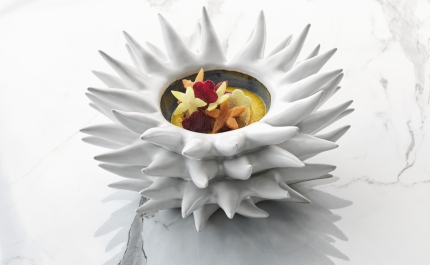 MAKRIS ON THE LAKE: Uma experiência gastronómica flutuante