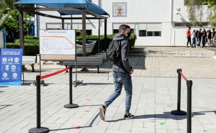 Covid-19: Aulas presenciais do 1.º e 2.º ciclos suspensas em cinco municípios do Algarve