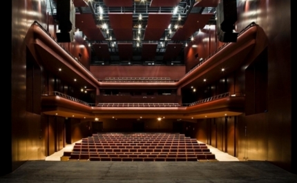 Mákina de Cena estreia em Loulé peça feita de trechos 