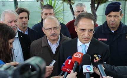 Ministro da Administração Interna João Calvão visita zonas afetadas pelas inundações no Algarve 