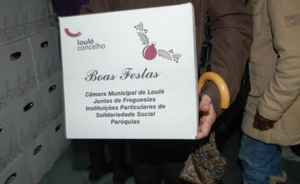 CABAZES DE NATAL 2014: CÂMARA DE LOULÉ APOIA FAMÍLIAS CARENCIADAS