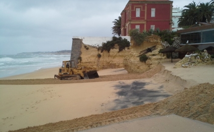 PROTEÇÃO CIVIL MUNICIPAL REALIZA INTERVENÇÕES PARA MINIMIZAR IMPACTO DE AGITAÇÃO MARÍTIMA