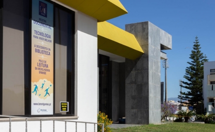 Biblioteca Municipal de Portimão passa a disponibilizar acesso online e gratuito a mais de sete mil jornais e revistas